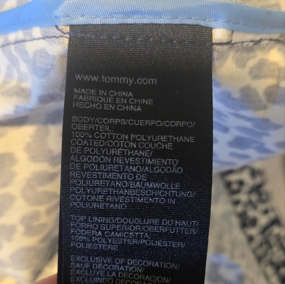 NWOT blue lepoard rain jacket- Tommy Hilfiger - Picture 6 of 6